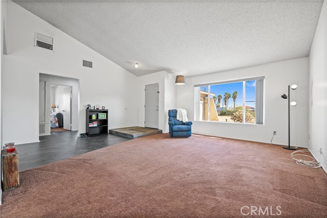 Detail Gallery Image 13 of 52 For 6010 Sunburst St, Joshua Tree,  CA 92252 - 3 Beds | 2 Baths