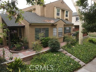 2608 Monte Carlo Drive, Santa Ana CA: https://media.crmls.org/medias/1ddaa911-a832-4e03-9d87-9dc9e0da0ace.jpg