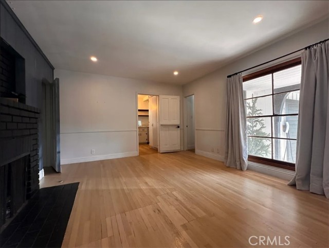 Detail Gallery Image 13 of 35 For 3021 W Clark Ave, Burbank,  CA 91505 - 3 Beds | 2 Baths