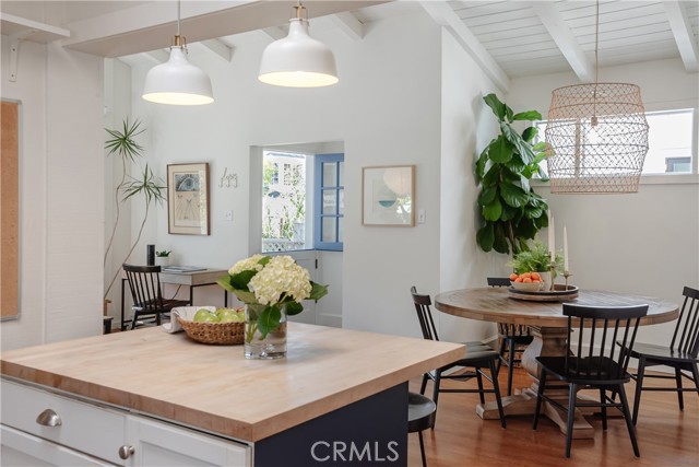 517 5th Street, Manhattan Beach, California 90266, 3 Bedrooms Bedrooms, ,2 BathroomsBathrooms,Residential,Sold,5th,SB22046594