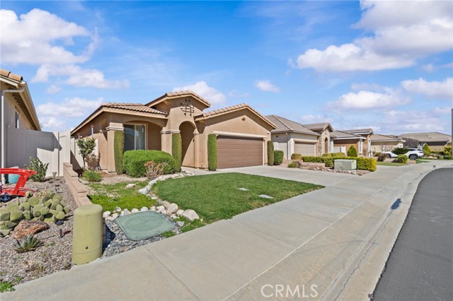 Detail Gallery Image 2 of 15 For 1486 Signal Peak, Beaumont,  CA 92223 - 2 Beds | 2 Baths