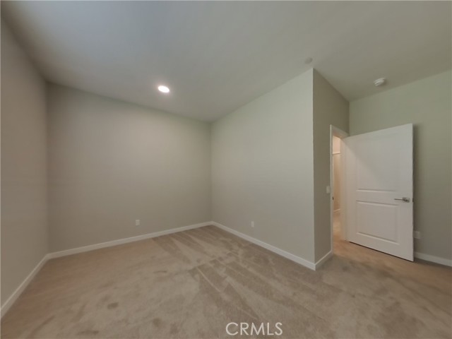 Image 8 of 26 For 24677 Tesoro Court