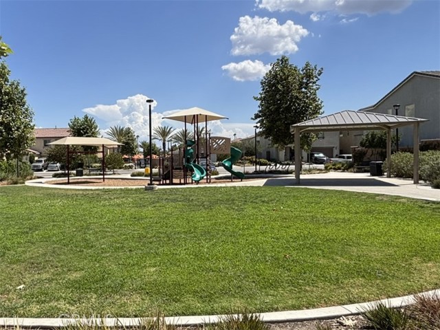 32815 Crown Point Lane, Lake Elsinore CA: https://media.crmls.org/medias/1dddead1-876f-461a-95a9-d50a5d42c057.jpg