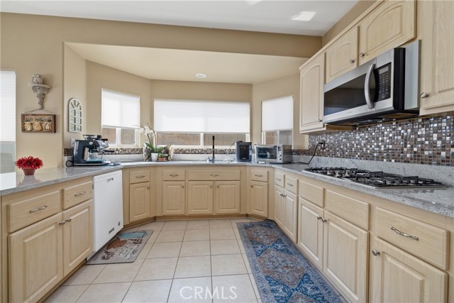 Image 5 of 43 For 78685 Naples Drive