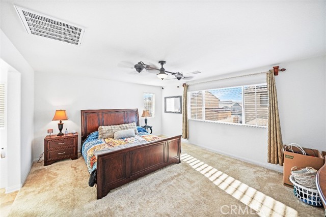 5066 Banjo Way, Hemet CA: https://media.crmls.org/medias/1dde37b4-a8b4-4c19-a619-bdad4ffacbde.jpg