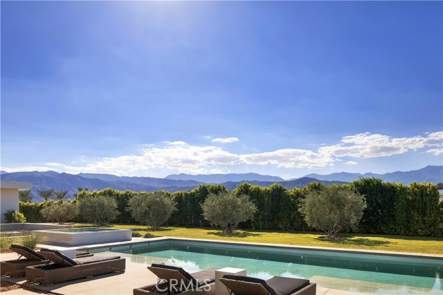 3 Wren Court, Rancho Mirage, CA 92270