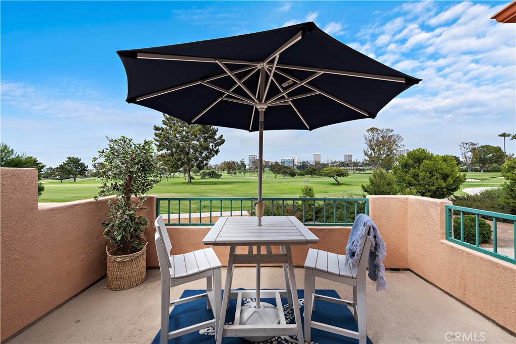 408 Villa Point