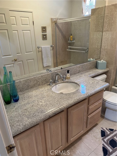 Detail Gallery Image 32 of 44 For 4377 Saltillo St, Woodland Hills,  CA 91364 - 5 Beds | 4 Baths
