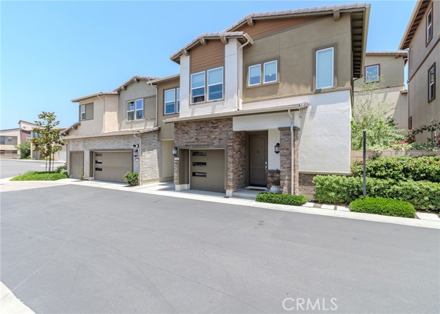 168 Denali, Lake Forest CA: https://media.crmls.org/medias/1ddfaddf-90e3-4661-bb54-ef1f711e47ec.jpg