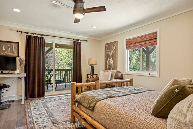 Detail Gallery Image 21 of 52 For 813 Brentwood, Lake Arrowhead,  CA 92352 - 4 Beds | 3/1 Baths