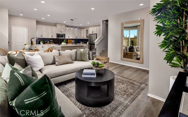 Detail Gallery Image 2 of 65 For 4193 S Limecrest Paseo #50,  Ontario,  CA 91761 - 3 Beds | 2/1 Baths