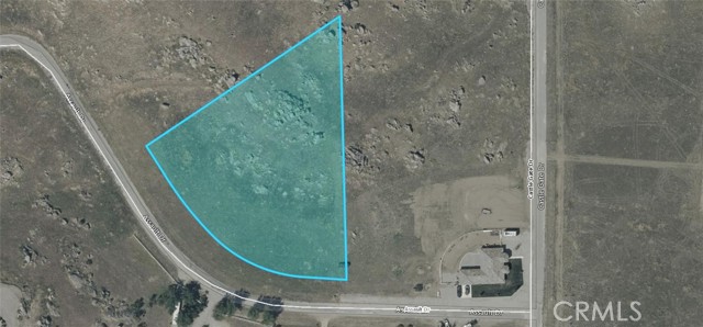 10 Assault Drive, Tehachapi CA: https://media.crmls.org/medias/1de16397-0ecb-45a1-a232-0b7f3c8ffb83.jpg