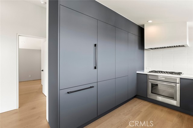 Detail Gallery Image 11 of 35 For 9336 Lloydcrest Dr, Beverly Hills,  CA 90210 - 3 Beds | 2 Baths