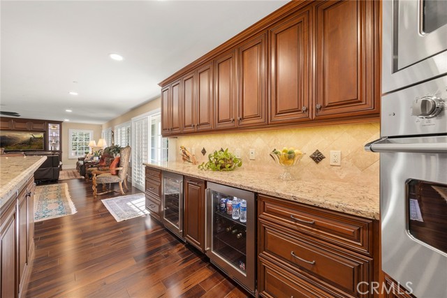 Detail Gallery Image 9 of 67 For 5571 Clover Hill, Yorba Linda,  CA 92886 - 6 Beds | 6/2 Baths