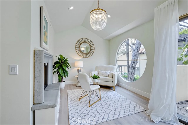 417 Bay Hill Drive, Newport Beach CA: https://media.crmls.org/medias/1de2f476-743f-4c3f-aca8-e34d954d7617.jpg