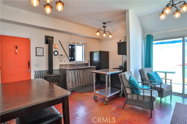 Detail Gallery Image 15 of 46 For 520 N Vine Rear Ave, Ontario,  CA 91761 - 1 Beds | 1 Baths
