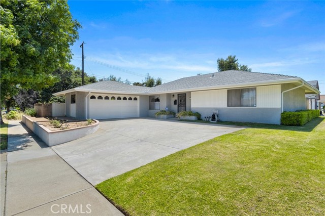 807 N Delancey Ave, San Dimas, CA 91773