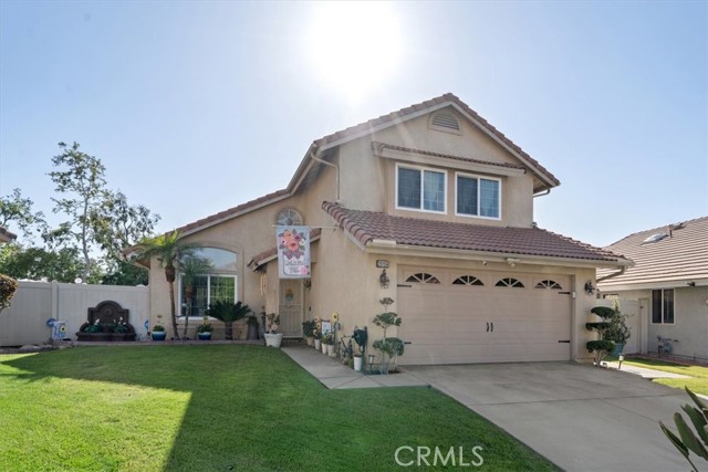 Detail Gallery Image 1 of 31 For 29159 Palm View Ln, Highland,  CA 92346 - 4 Beds | 3 Baths