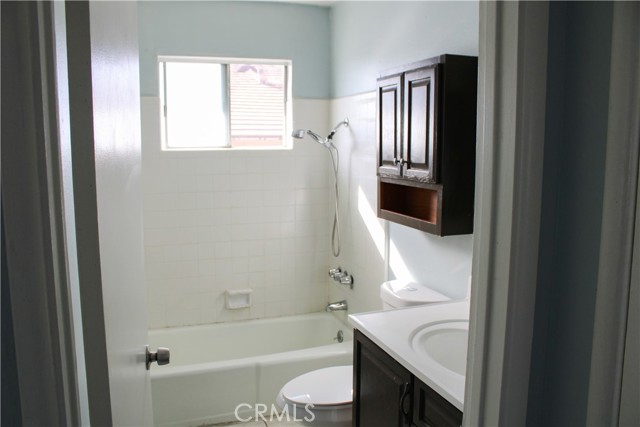 Detail Gallery Image 6 of 8 For 3471 20th, Highland,  CA 92346 - 2 Beds | 1 Baths