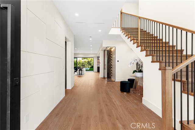 Detail Gallery Image 3 of 49 For 4018 Coldwater Canyon Ave, Studio City,  CA 91604 - 6 Beds | 6/1 Baths