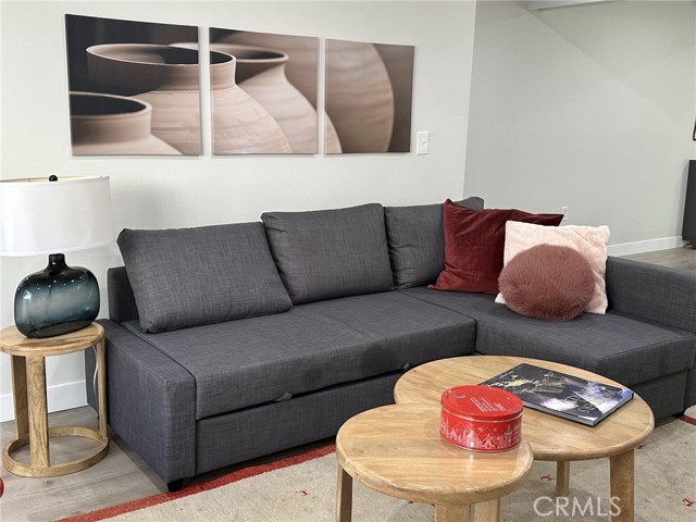 Detail Gallery Image 15 of 25 For 15508 Williams St #E,  Tustin,  CA 92780 - 3 Beds | 2 Baths