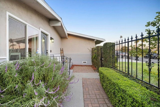 Detail Gallery Image 7 of 33 For 933 E Woodland, Glendora,  CA 91741 - 4 Beds | 2 Baths