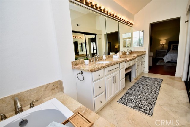 Detail Gallery Image 25 of 46 For 6 Cannes, Irvine,  CA 92614 - 4 Beds | 2/1 Baths