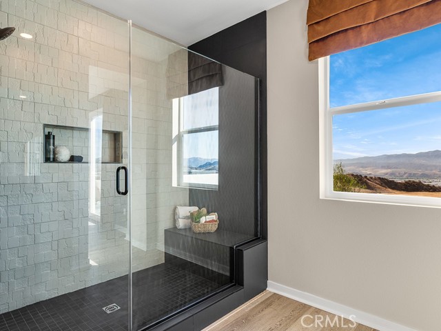 Detail Gallery Image 9 of 40 For 28905 Saddle Cir, Castaic,  CA 91384 - 3 Beds | 2/1 Baths