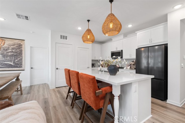 Image 11 of 51 For 242 Niebla Ln