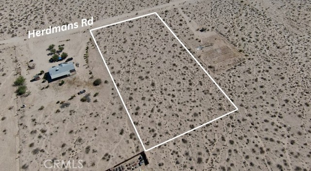 60684 Herdmans Road, Landers CA: https://media.crmls.org/medias/1de8bb32-ea4a-41b5-a9bd-b6ffec06e009.jpg