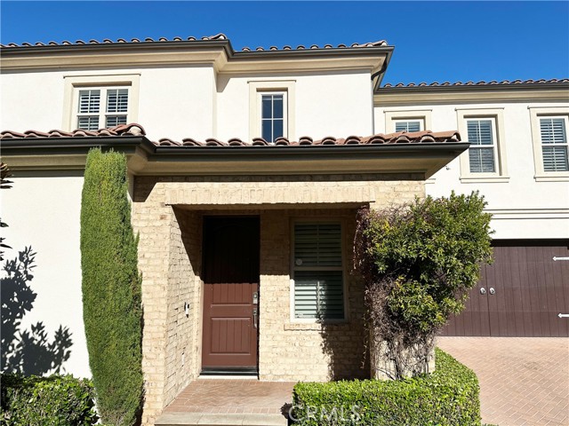 57 Donovan, Irvine CA: https://media.crmls.org/medias/1de9741b-f1d3-4b61-be99-edf3fc7790a1.jpg