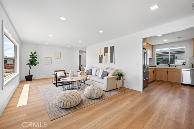 4193 Datcho Drive, San Diego CA: https://media.crmls.org/medias/1de99871-e1f8-4e10-aeba-5c5dd7d6a5dd.jpg