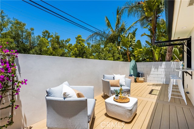 2134 Orange Avenue, Costa Mesa CA: https://media.crmls.org/medias/1de99ebf-3329-4915-9ae9-e3380cb22999.jpg