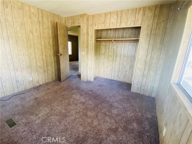 Image 15 of 17 For 400 Sulphur Bank Drive 31