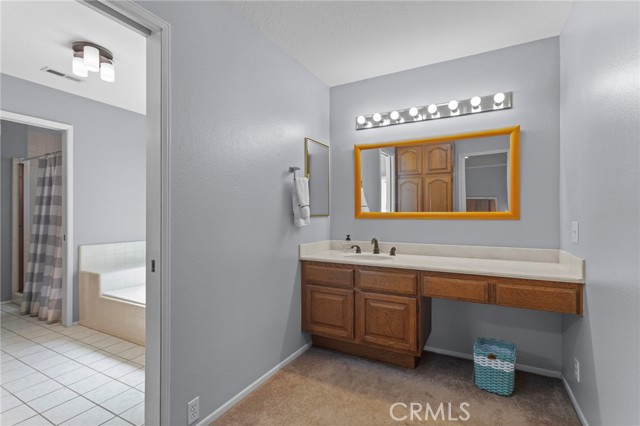 Detail Gallery Image 27 of 47 For 6128 Avalon Ct, Long Beach,  CA 90803 - 4 Beds | 3 Baths