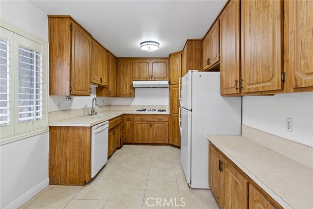 Detail Gallery Image 20 of 20 For 395 S Oakland Ave #101,  Pasadena,  CA 91101 - 3 Beds | 2 Baths