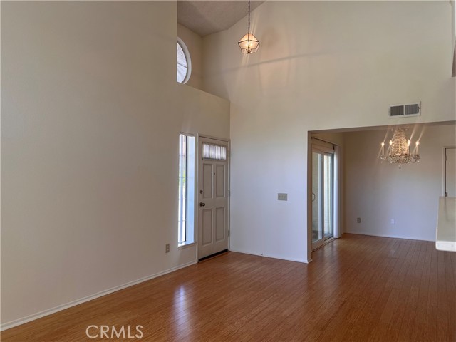 25861 Mcbean, Valencia CA: https://media.crmls.org/medias/1dea99f3-ca30-49c2-861b-ffa3d9c2fa62.jpg