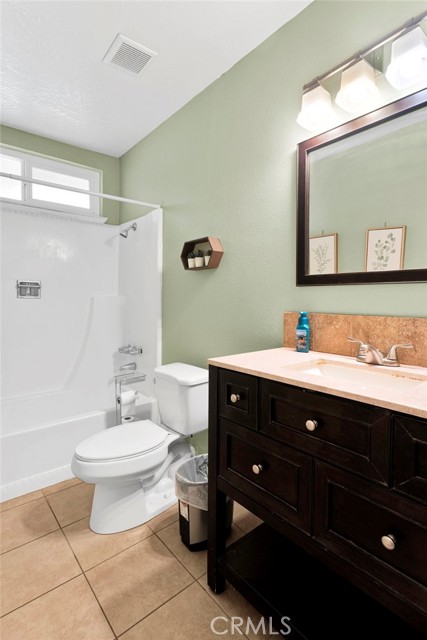 Detail Gallery Image 35 of 57 For 16783 Mission, Hesperia,  CA 92345 - 4 Beds | 3 Baths