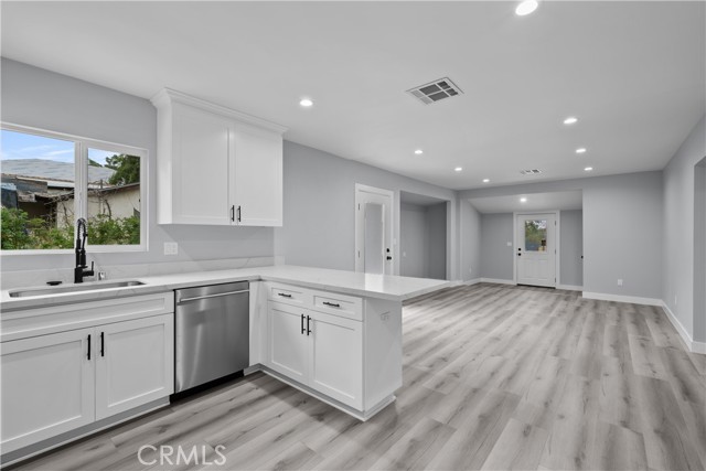 11469 Sunburst Street photo 5