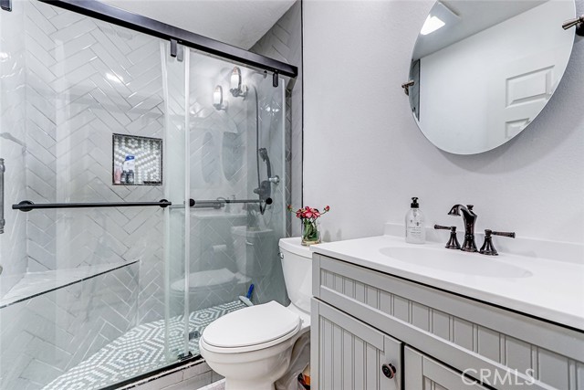 Detail Gallery Image 27 of 34 For 5316 W 135th, Hawthorne,  CA 90250 - 4 Beds | 3 Baths