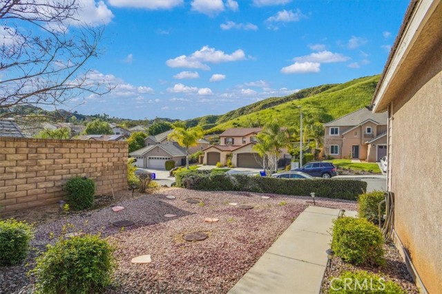 29720 Creekbed Road, Castaic CA: https://media.crmls.org/medias/1ded36ba-e731-43af-8bc5-7f41e9ad74e7.jpg