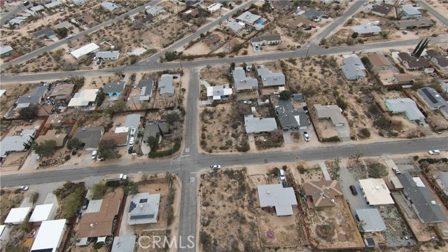 Detail Gallery Image 4 of 8 For 61791 Oleander Dr, Joshua Tree,  CA 92252 - – Beds | – Baths