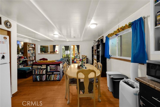 Detail Gallery Image 6 of 30 For 32876 Lone Pine Dr, Running Springs,  CA 92382 - 2 Beds | 1 Baths