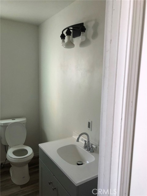 411 N Main, Lake Elsinore CA: https://media.crmls.org/medias/1def7368-efaa-4ba5-a609-48fe746a59c7.jpg