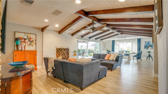 Detail Gallery Image 9 of 64 For 2480 San Mateo Dr, Upland,  CA 91784 - 3 Beds | 2/1 Baths