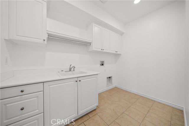 Image 43 of 68 For 8243 Fall Creek Drive