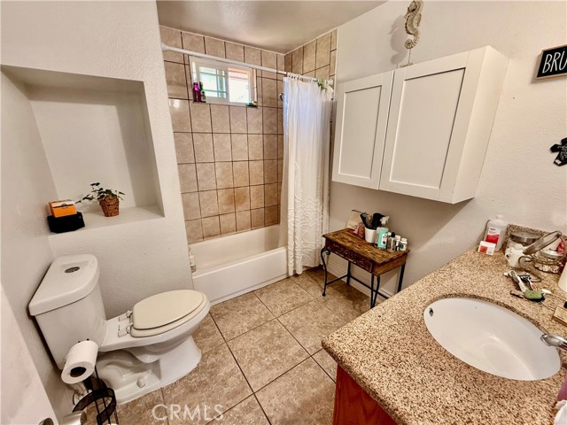 28851 Gifford Avenue, Moreno Valley CA: https://media.crmls.org/medias/1df0f042-c186-4243-ba4c-19e74ab3b4a0.jpg