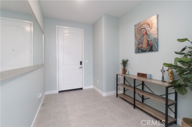 561 Yukon Rd, Rialto, CA 92377 photo 5