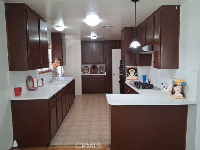 12587 Bradley Avenue photo 12