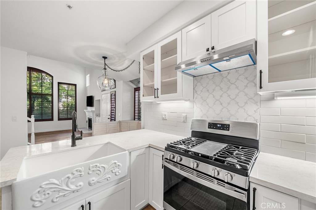 MLS #OC25258182 image #8